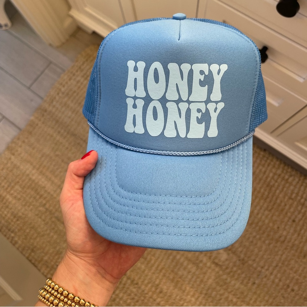 Mamma Mia “Honey Honey” hat